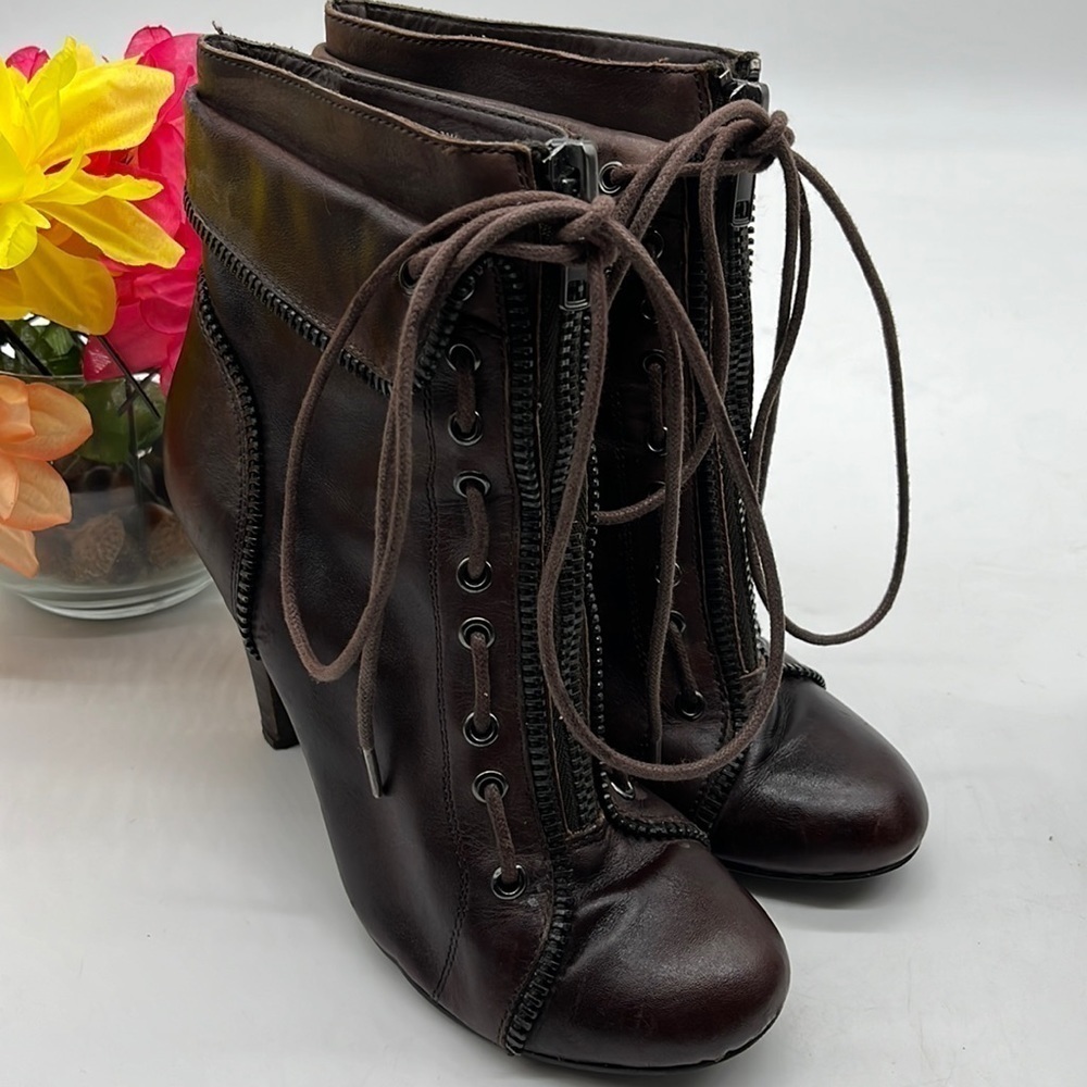 Trouvé Tvbritt Brown Leather Zip Up Boots Sz 7.5. MCA1251H